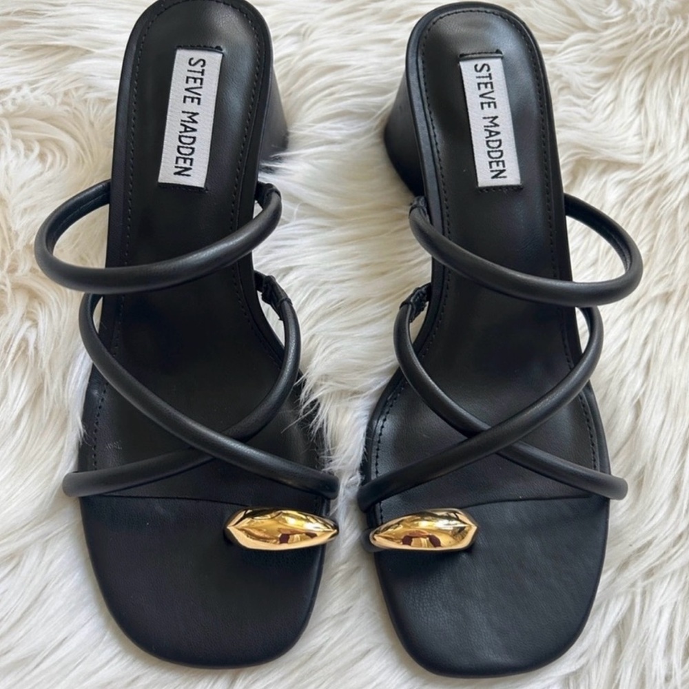 Steve Madden women’s block heel sandal